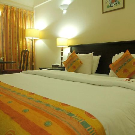 Ramada Resort Аккра Экстерьер фото