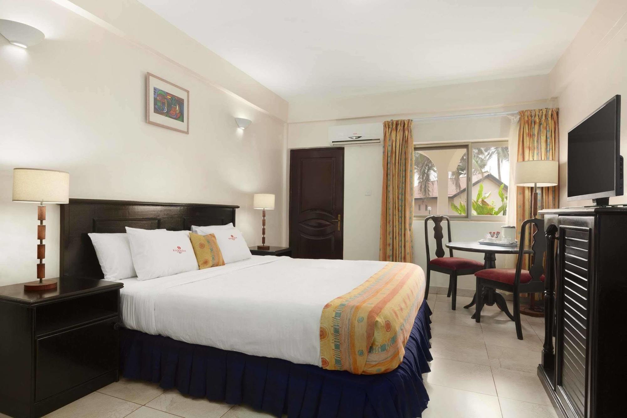 Ramada Resort Аккра Экстерьер фото